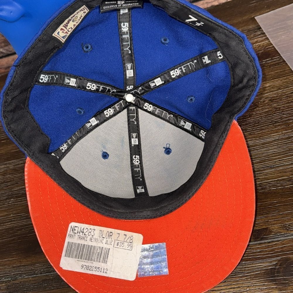 New Era New York Knicks Fitted Cap Hat 7-5/8 - Picture 8 of 8